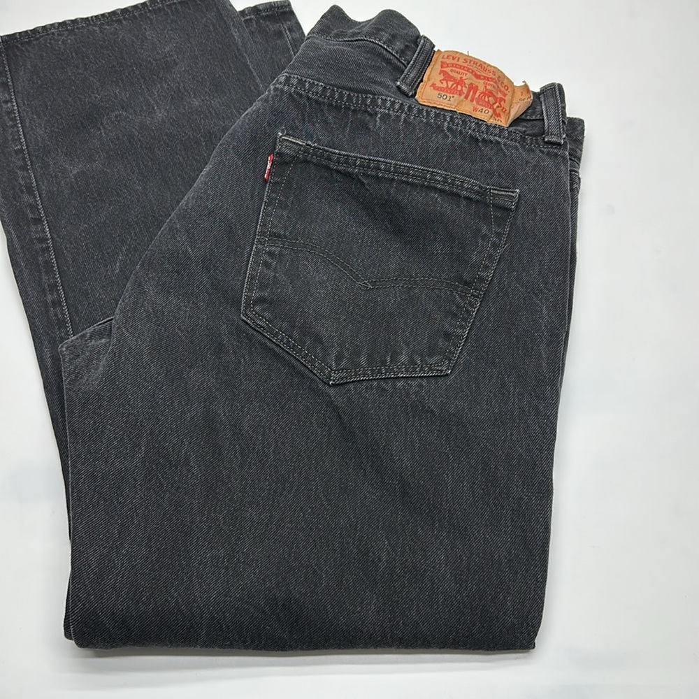 Levi's 501 Button Fly Classic‎ Black Denim Jeans Men’s Size 40 x 32 (B33)